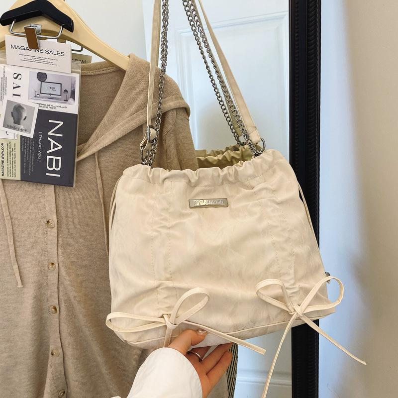 

Сумка-бант большой вместимости женская 2025 осень новая модная плиссированная сумка-тоут на цепочке универсальная сумка-мессенджер