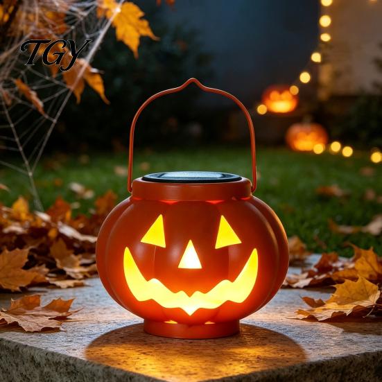 Automatic Dusk to Dawn Lights Solar Pumpkin Lanterns, Waterproof Outdoor Halloween Light, Spooky Autumn Holiday Party Ornaments Hanging Orange Lantern