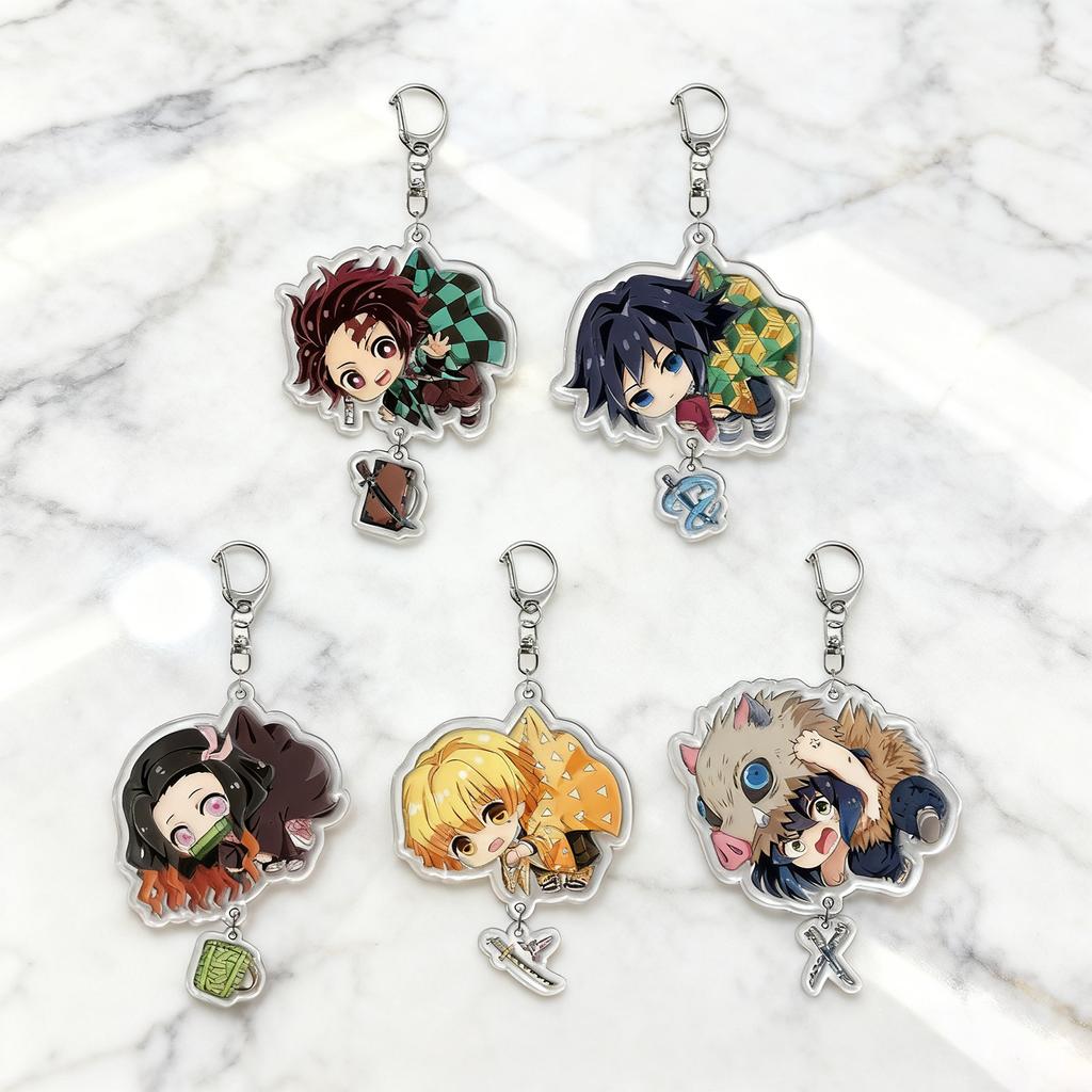 Brelocuri drăguțe din acril cu tematică anime sunt cadouri grozave pentru copii și prieteni.