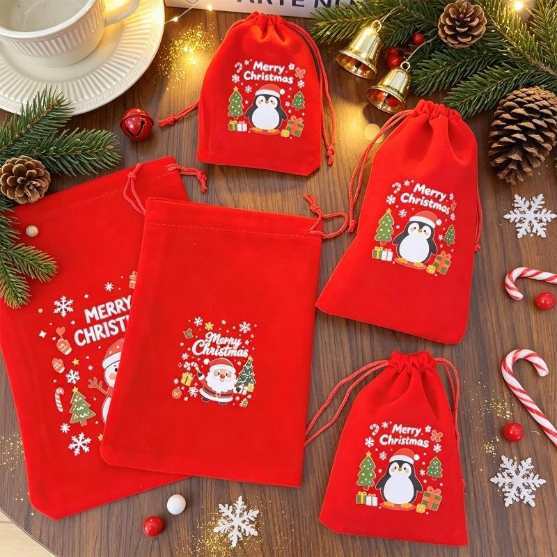 Christmas Gift Bag Drawstring Red Velvet Bags for Candy Biscuit Snack Packaging Pouch Xmas Tree Festive Party Gift Holders