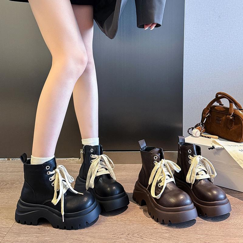 Platform Martin boots women's 2025 new autumn low tube platform thick heel Maillard British style fashion versatile short boots