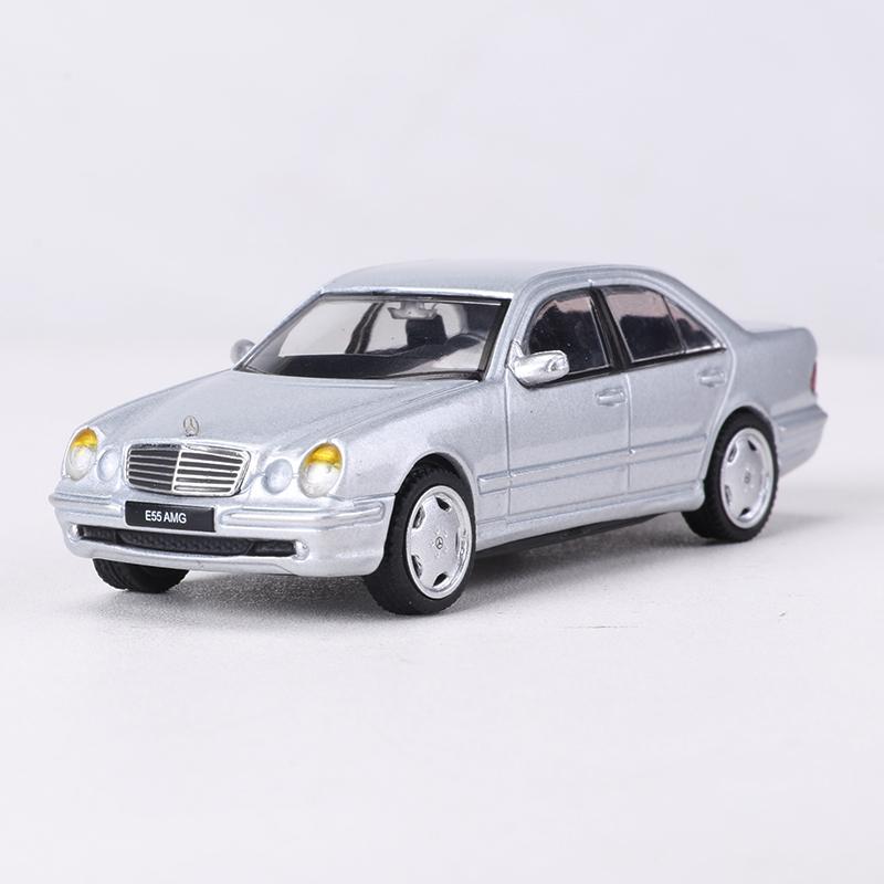 LNV2 1:64 Benz E55 AMG Alloy Car Diecasts & Toy Vehicles Car Model Miniature Scale Model Car For Children
