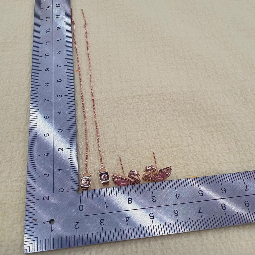 Trendy Rose Gold Tassel Earrings with Pink Swan Design for Women