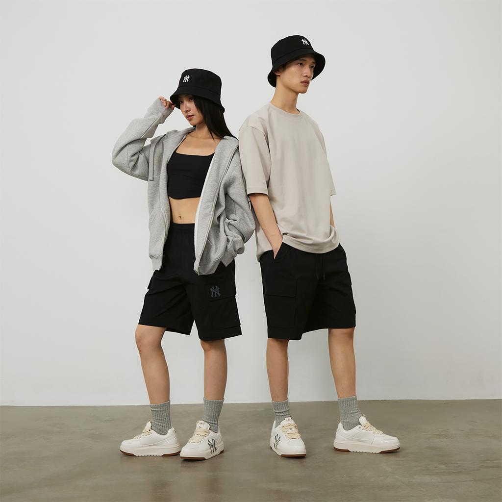 New MLB New York Yankees MLB Basic Logo 24SS Casual Shorts Unisex Black 3ASMB0643-50BKS