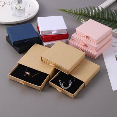 Würfelförmige Ohrring-Displaybox für Ohrringe, Halsketten-Display/Schmuckverpackungsbox, aus Kraftpapier gefertigte Halsketten-/Ohrringbox