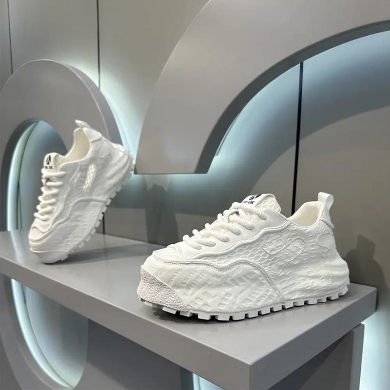 Men's Shoes 2025 Summer New Breathable Thick-soled Mesh Shoes Non-slip and Wear-resistant Bag-soled Sports Shoes Men's Casual Shoes