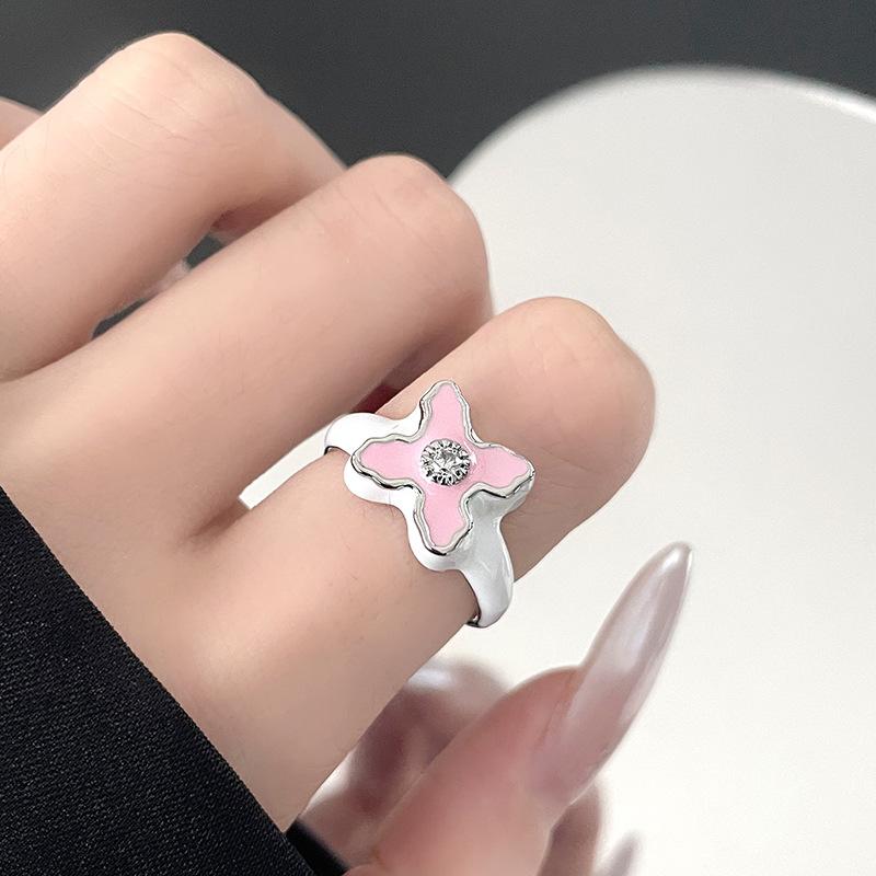 Original Design Niche Cartoon White Enamel Dripping Oil Personality Retro High Sense Cold Wind Opening Ring