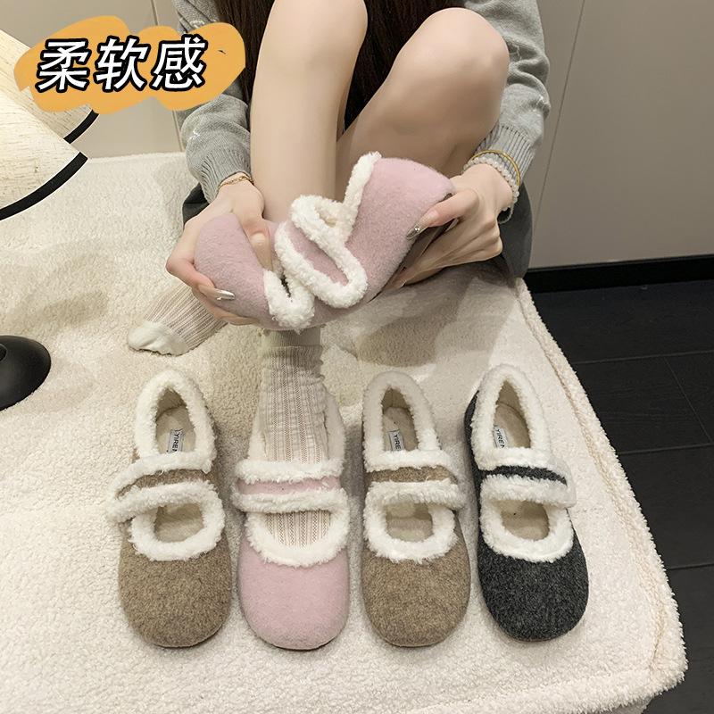 Mao Mao Shoes Winter Velvet Women's Shoes Wear Cotton Shoes To Keep Warm and Versatile Flat Shoes Fashionable Flip Hair Bean Shoes Maternity Shoes