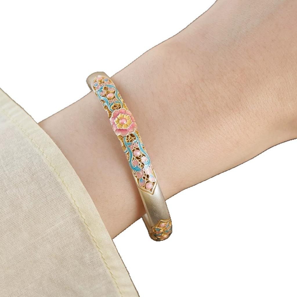 Pear Blossom and Begonia Engraved with Gold Enamel, Hollow Open Bracelet for Women, Plated with Pure Silver, Non-Fading, Exaggerated Design
