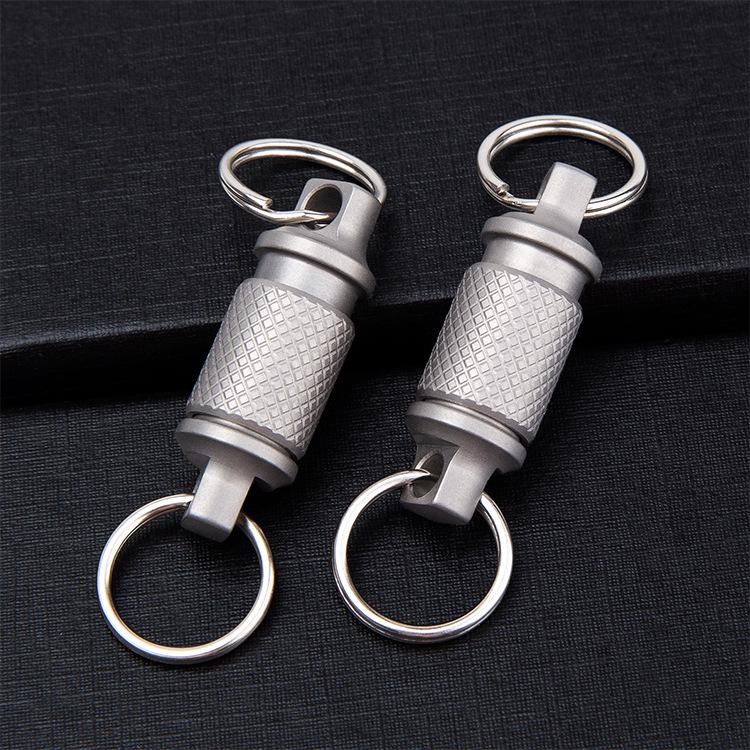 Unisex Titanium Alloy Rotating Keychain Quick Buckle