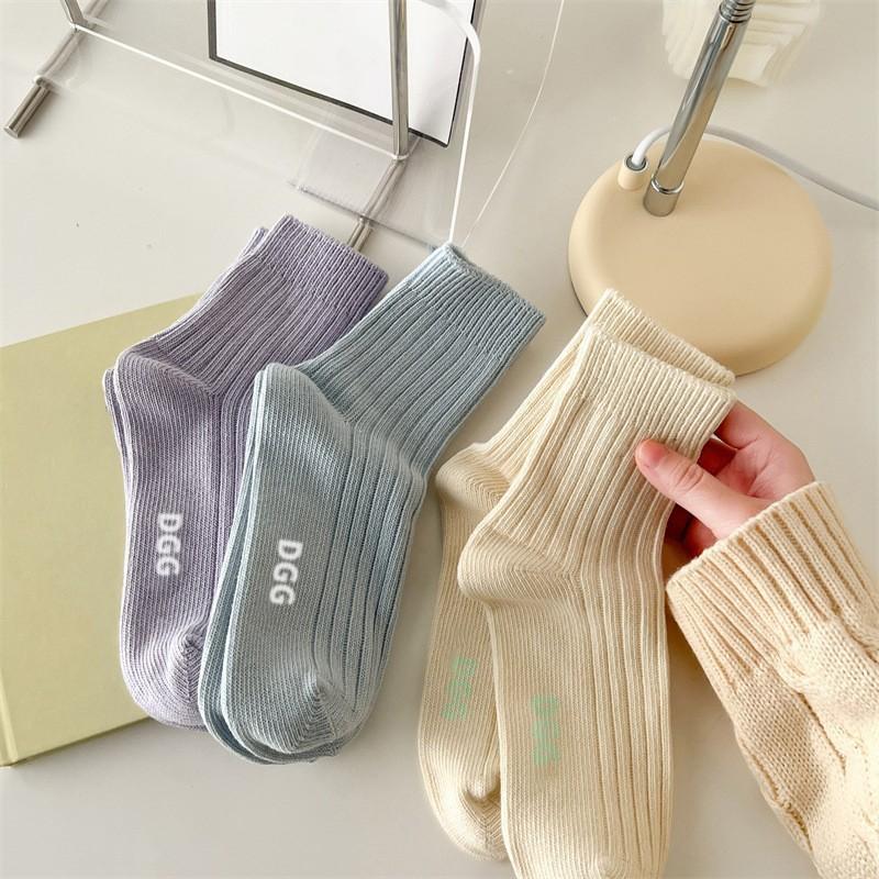 10 Pairs of Ladies Spring and Autumn Assorted Vertical Candies Color Tube Cotton Socks