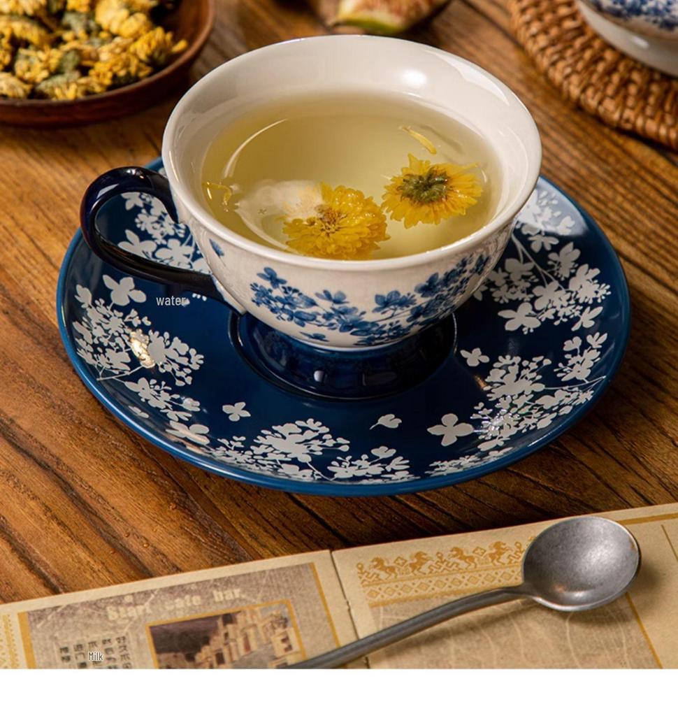 Tazza e Sottotazza da Caffè in Porcellana Cinese Retro Blu e Bianca Jialan - Regalo Ideale per la Festa dell'Insegnante