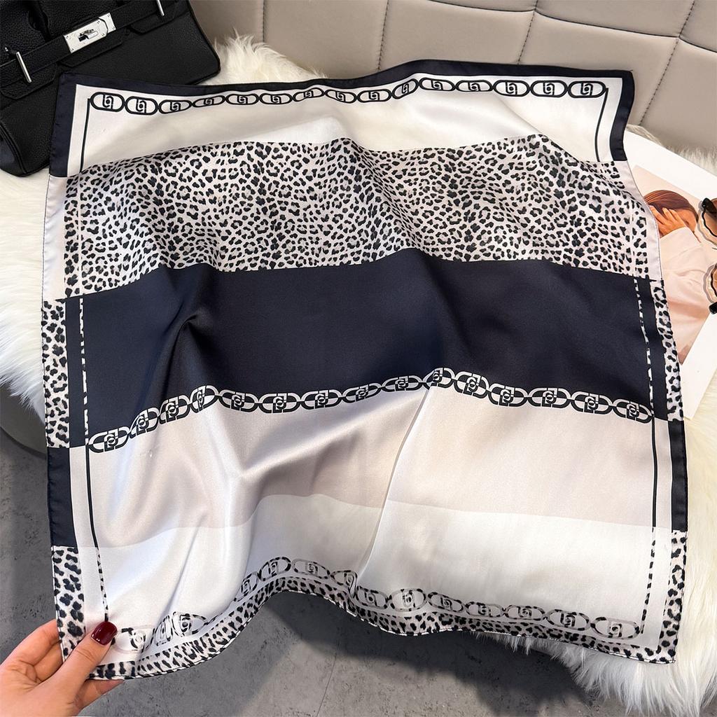 Fashion Square Fashion Foreign Style Small Silk Scarf Women'S Headband Decorative Scarf Dual-Purpose Small Square Scarf New Scarf