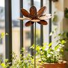 Rusty Flower Garden Stake Iron Flower Yard Art Stake Outdoor Flower Decoration for Backyard Lawn Planter Flower Bed