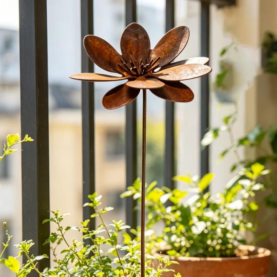 Rusty Flower Garden Stake Iron Flower Yard Art Stake Outdoor Flower Decoration for Backyard Lawn Planter Flower Bed