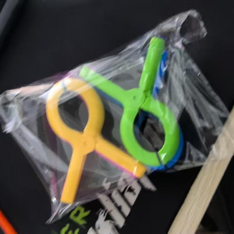Beach Towel Clips, Plastic Clothes Clip, Windproof Beach Towel Clip, Hanger Clip 4pcs/set разноцветный