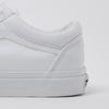 Barnes Old School   True White Vn000d3hw001