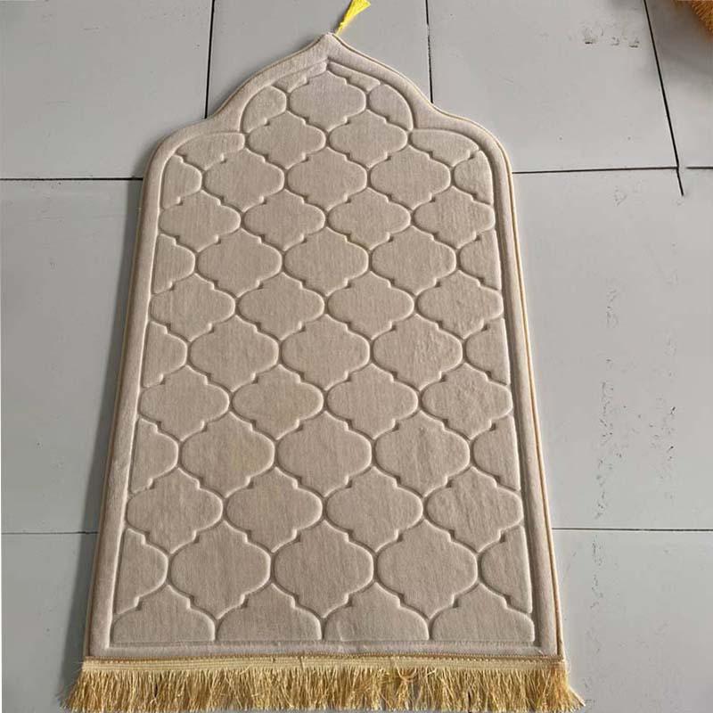 Cross-border Flannel Floor Mat: Irregular Shape, Thick Cushion, Living Room Prayer Carpet