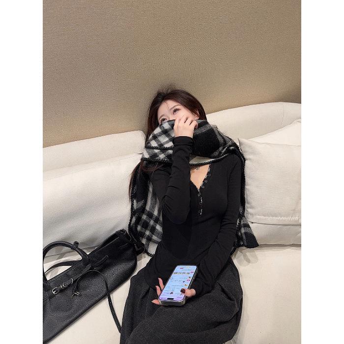 Women s Plaid Patchwork V-Neck Long Sleeve Black Slim-fit Top Medium чёрный