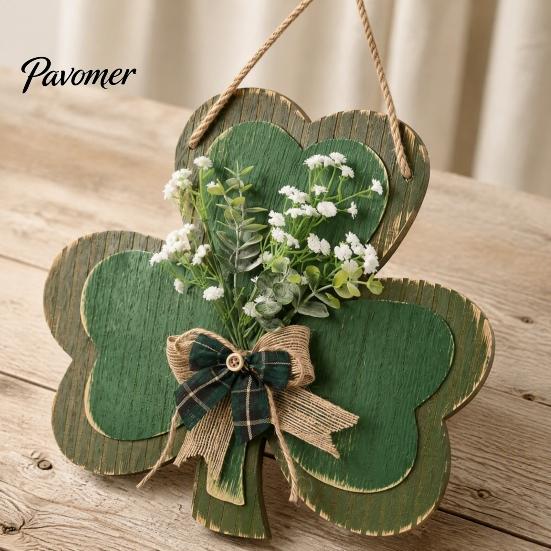 Irish Theme Porch Sign St. Patrick's Day Wooden Clover Door with Hemp Rope, Rustic Double Layer Shamrock Hanging Farmhouse Hanger Decor Artificial