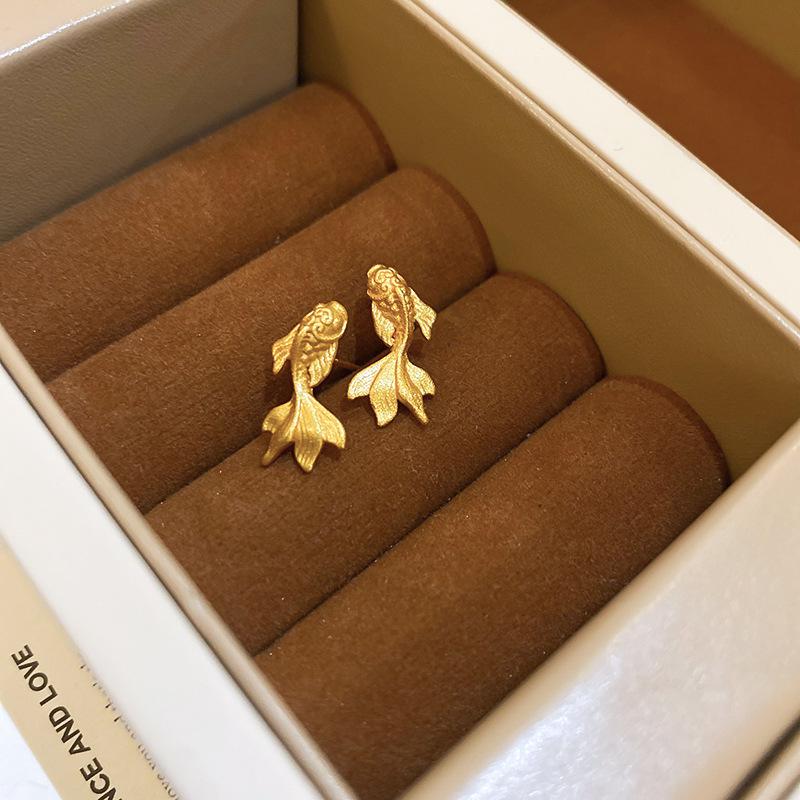 "Silver Needle Bamboo Fan Earrings: Butterfly Drop, Retro Fashion for Women"