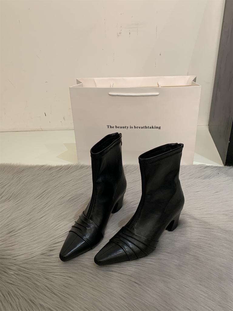 Black high-heeled thin boots autumn and winter new French pointed small bare boots versatile thick heel temperament short boots women's single boots