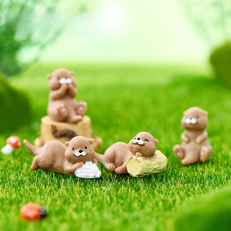 Cute Resin Otter Keychain Artistic Cartoon Miniature Ornament Diy Accessory