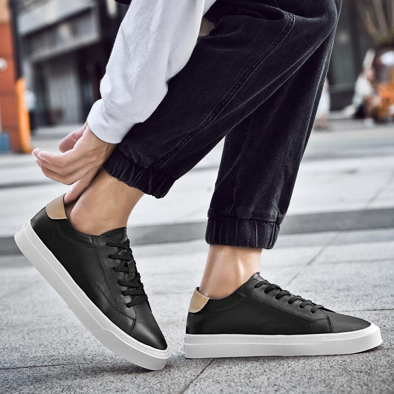 Men Shoes Classic Men's Lace Up Genuine Leather Shoes Men's Fashion Casual Wear-resistant Shoes Wild Non-slip Board Shoe