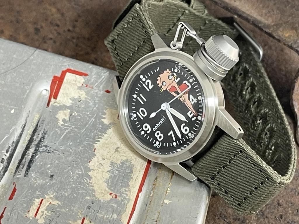 Military Watch Buships Betty Boop Green Cloth Strap [M.R.M.W.] Men's