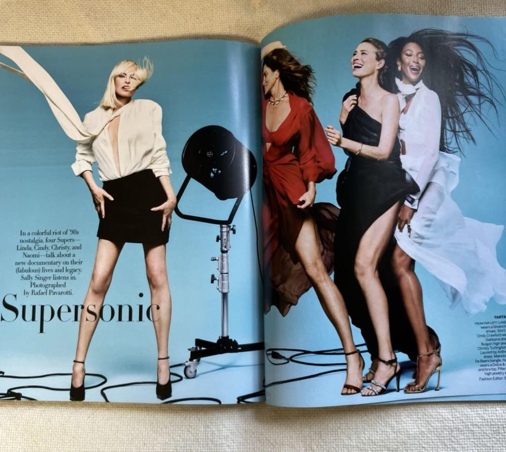 [USED] VOGUE [US] September 2023Vogue Supermodel
