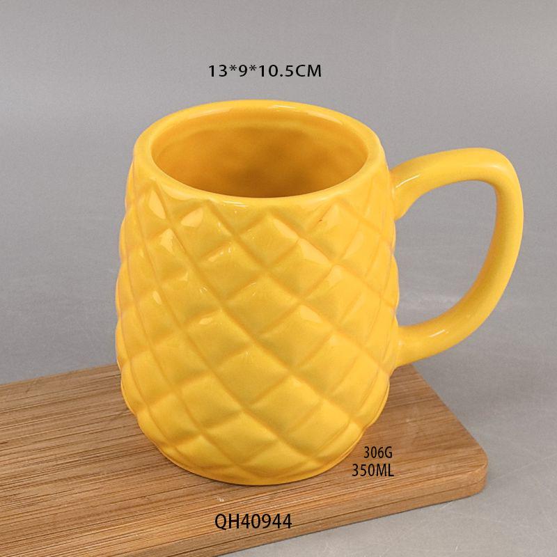 

Креативная керамическая кружка в форме ананаса, изготовленная на заказ, милая, стильная, большой вместимости, универсальная, высокоценная кофейная чашка 301-400ml