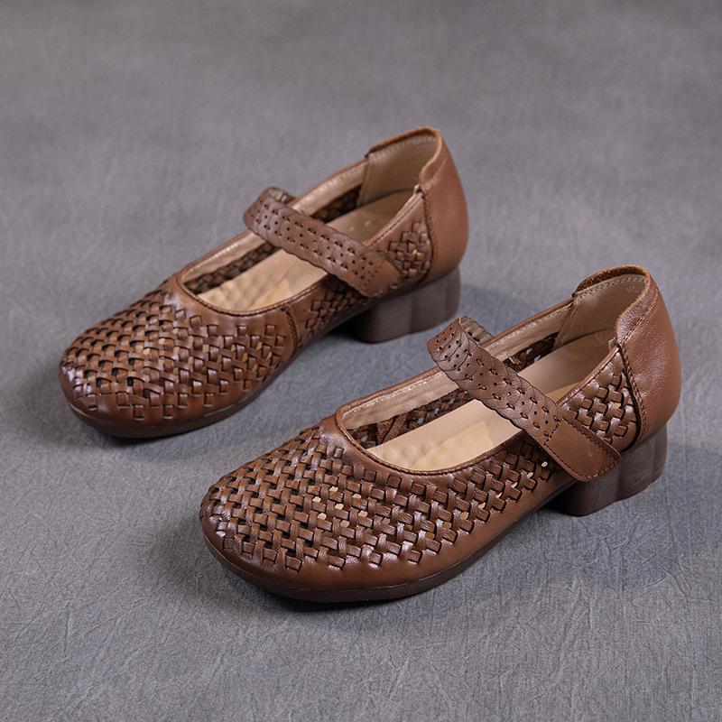 

Материнские туфли из коровьей кожи первого слоя женские 2025 лето новые полые кожаные на танкетке ретро плетеные сандалии женские 41 коричневый