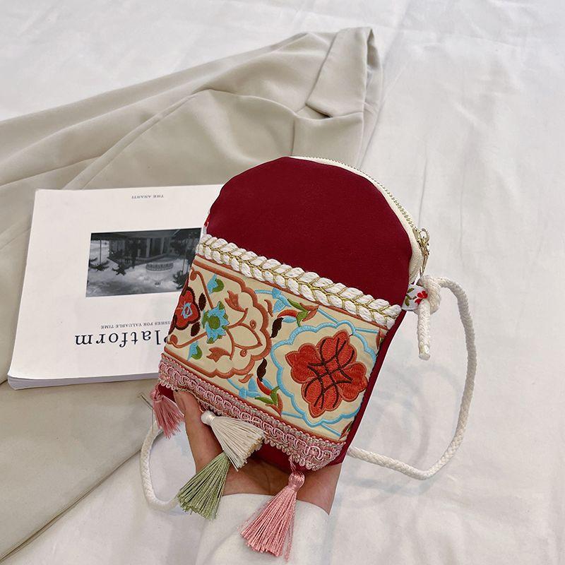 

Этническая женская сумка в старинном стиле, сумка на одно плечо, женская модная сумка с кисточками красный