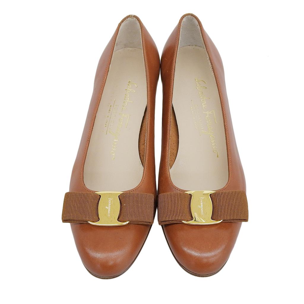 Excellent Salvatore Ferragamo pumps VARA Vara ribbon Brown leather Women 5 Used
