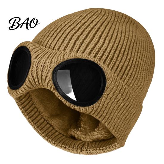 Stylish Streetwear Hat Knitted with Goggles, Unisex Winter Hat, Fleece Lined, Windproof Fashionable Retro Goggles Warm Skull Cap for Outdoor