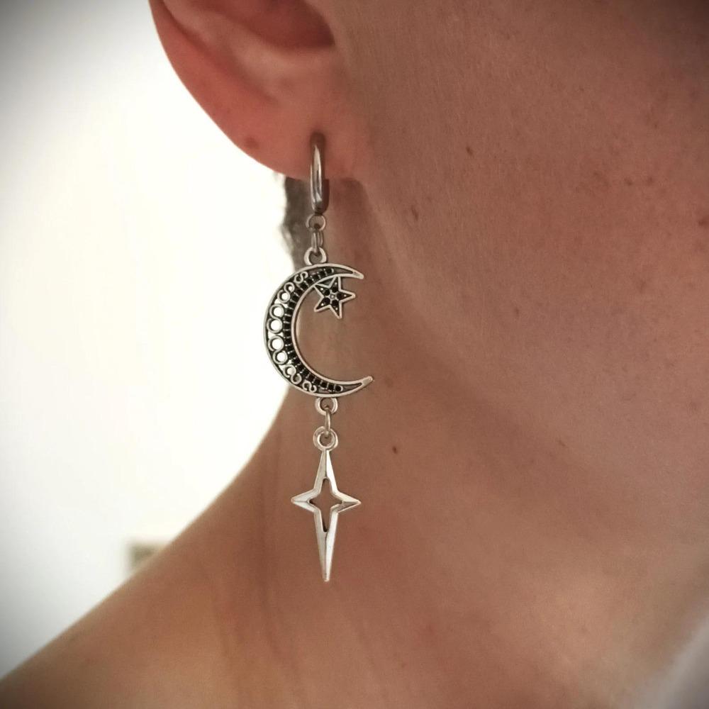 Gothic Ancient Silver Exquisite Hollowed-out Patterns Crescent Moon Star Charms Dangle Earrings for Women Y2k Punk Jewelry Gifts