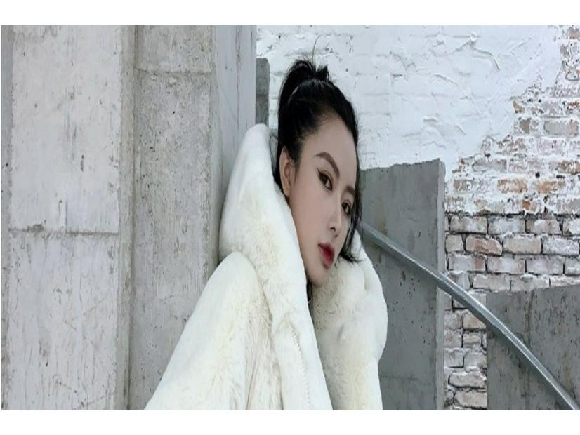 Women's Winter 2024 Hooded Coat - Loose Medium-Length, Thick Imitation Rex Rabbit Fur