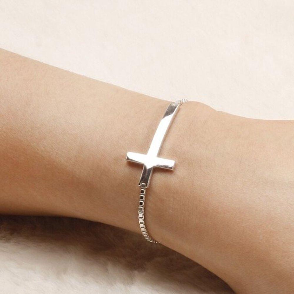 (Domestic production) Mansahyeongtong Christian cross silver bracelet silver bracelet women's accessories Christian bracelet cross bracelet 17cm