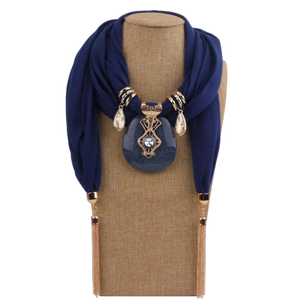 Elegante Collar Bufanda con Colgante de Cristal y Borlas – Bufanda Infinita de Moda para Mujer, Joyería Boho Statement
