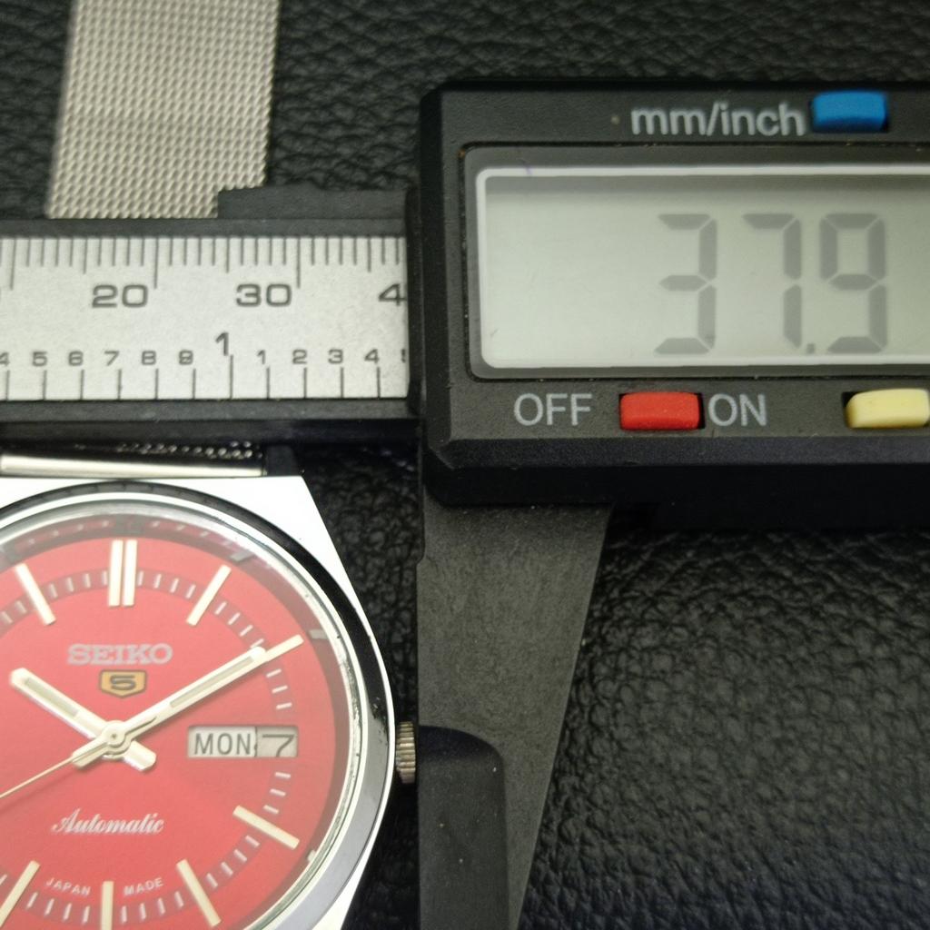 REFURBISHED VINTAGE SEIKO 5 AUTOMATIC 6309A JAPAN MENS RED DIAL WATCH a434688-2