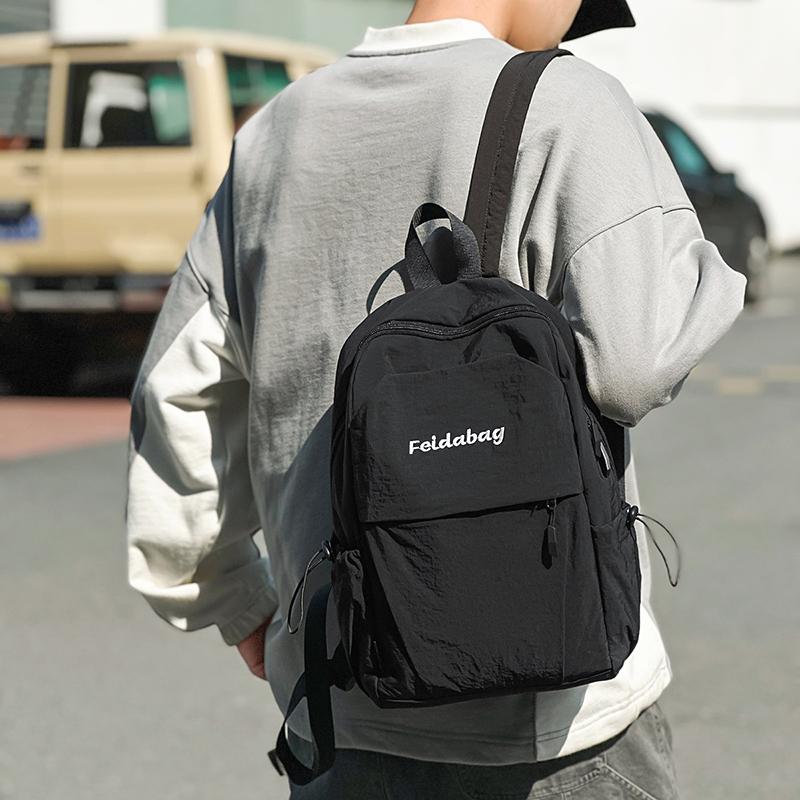 Lightweight Outdoor Backpack Unisex Small Backpack Travel Student Schoolbag