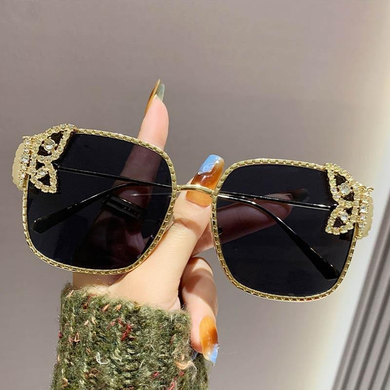 

New High Quality Large Frame Metal Butterfly Sunglasses For Women s Fashion With Diamond Inlaid Sun Glasses Rhinestone Shades