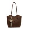 Simple and Fashionable Bucket Bag, New High-end Retro Tote Bag, Large-capacity Commuter Underarm Shoulder Bag.