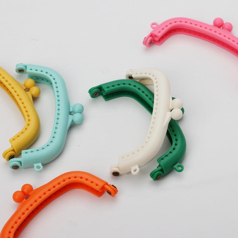 Candy Color Handheld Wallet: 10 Vibrant 8.5cm Curved Plastic Purse Frames with Ear Detail