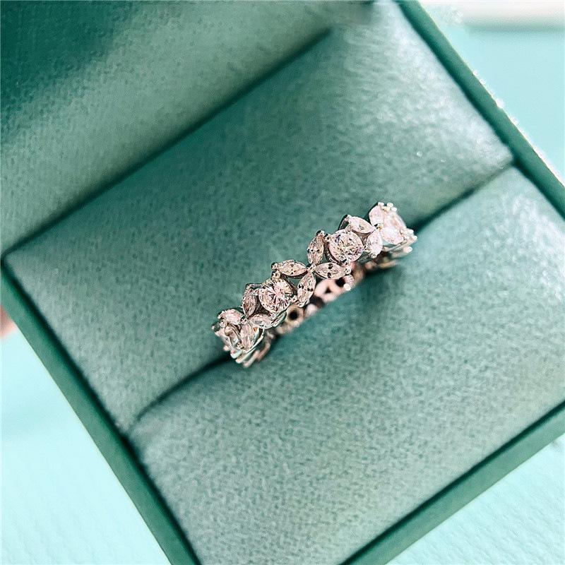 

S925 Sterling Silver Elegant Temperament Ring: Luxury Index Finger Design for Women s Fashion US Size 6