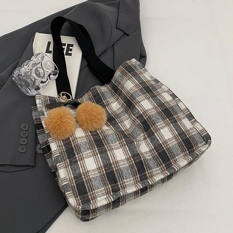 Herbst- und Winter-Retro-Wollentasche für Damen, neue koreanische Tragetasche, vielseitige, lässige, große Kapazität, Einzel-Schulter-Pendeltasche