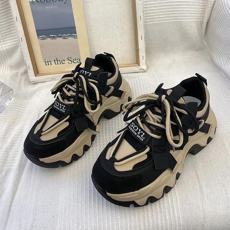 Autumn and Winter Women's Casual Sports Shoes In Large Sizes with Thick Soles