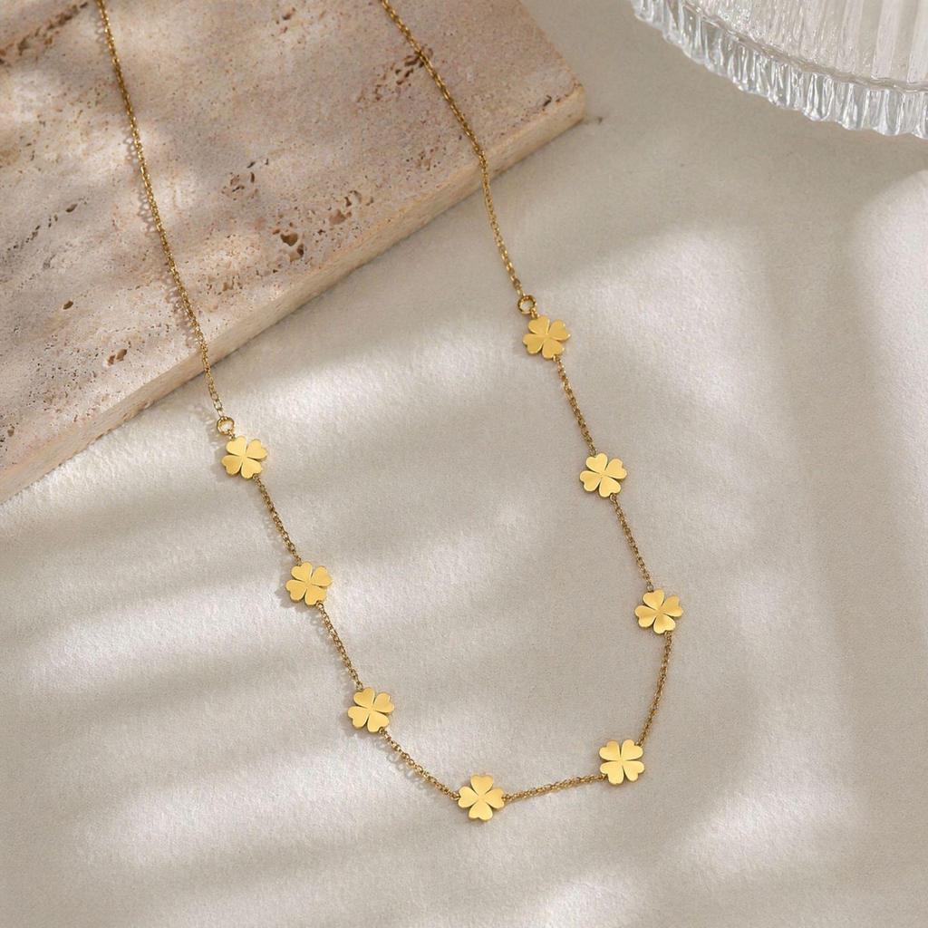 French Luxury Four-Leaf Clover Titanium Necklace - Elegant, Long-Lasting, Women's Clavicle Chain.