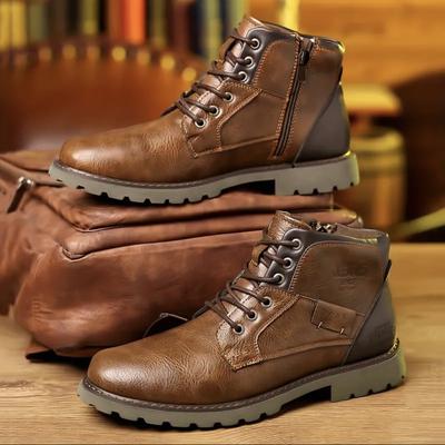 Boots & Stiefel