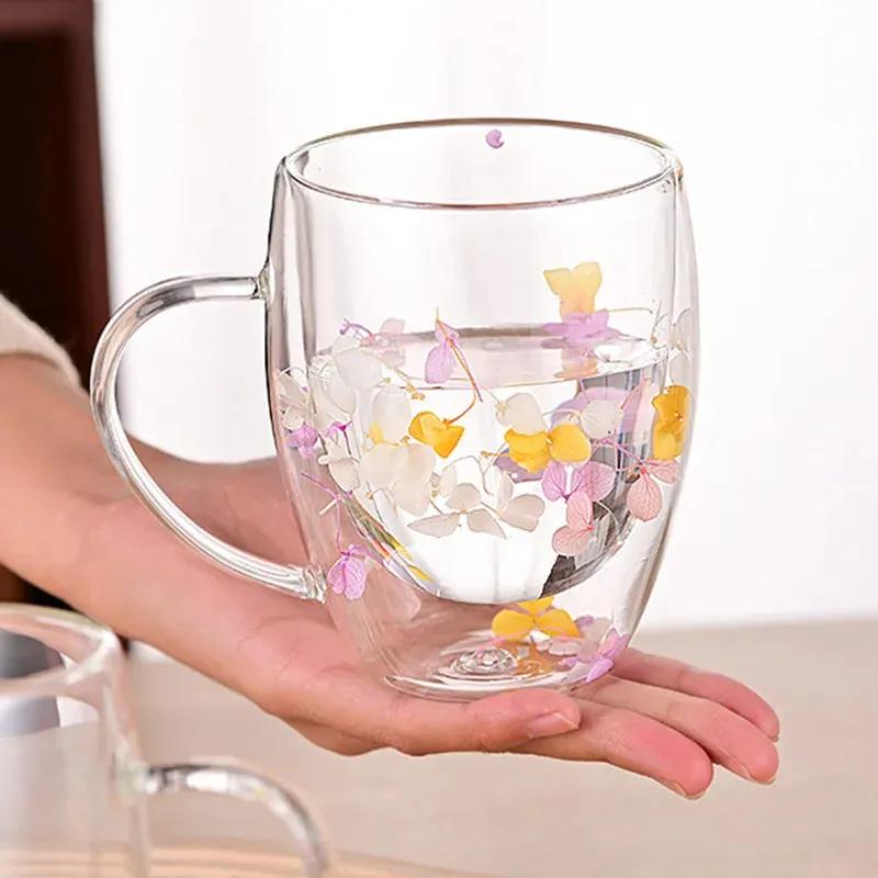 350ml Doppelwandige Glasbecher Tasse mit Trockenblumenfüllung mit Henkeln Küchenzubehör WLL2148